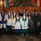 Wspólna fotografia delegacji z Gminy Przodkowo z ks. biskupem Józefem Zawitkowskim...