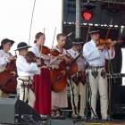 Zaczęło się jednak bardziej folklorystycznie /fot. BG