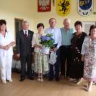 Jadwiga i Mirosław Ustowscy z burmistrzem i komisją konkursową /fot. Longina Templin
