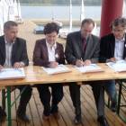 Uroczystego otwarcia CSWiPR dokonali: przedstawiciel wykonawcy - firmy Milenium,...