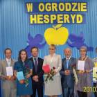 Nauczyciele SP Wilanowo wraz z wójtem Wyrzykowskim /fot. nadesłane/Beata Ludwichowska