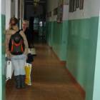 Podobne pogłoski okazały się jednak nieprawdziwe - dzieci i młodzież wciąż będą uczyć...
