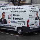 Za jazdę tak oznakowanym samochodem mozna w sobotę zapłacić spory mandat - nawet pięć...