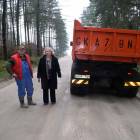 Ewa Bałon z Ewarystem Wentą, mieszkańcem Sulmina /fot. Longina Templin