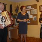 Konrad Miłosz, Danuta Rzepka (dyrektor biblioteki) i Ewa Lenarczyk /fot. DWK