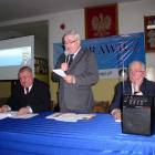 Jerzy Żurawicz odpowiedział na wszystkie pytania przybyłych mieszkanców /fot. Longina...
