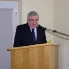 Jerzy Żurawicz odczytuje rotę ślubowania /fot. Longina Templin