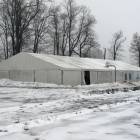 Namiot, w którym miało mieścić się lodowisko znajduje się w Parku Solidarności przy ul....