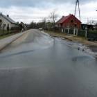 Choć nie pada już od kilku dni, w miejscu tym nadal płynie woda /fot. BG