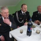 Były naczelnik Franciszek Baranowski (pierwszy z lewej) nie chciał zrezygnować z...