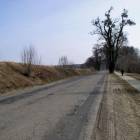 Ten odcinek drogi w Leźnie czeka remont /fot. Longina Templin
