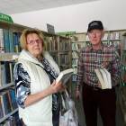 Krystyna i Ryszard Pilichowscy, cztelnicy biblioteki /fot. Longina Templin