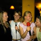 Zabawa była świetna, jak widać po minach uczestniczek karaoke