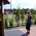 Jakub Richert zbierał punkty, rzucając piłką do kosza /fot. Longina Templin