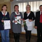 Od lewej: Ewa Pelc, Małgorzata Lewińska, Stanisława Cirocka i prezes Jerzy Formela...
