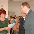 Gratulacje otrzymuje Genowefa Zasada z Glincza /fot. arch. UG Żukowo
