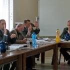 Radni Gminy Sierakowice głosują za udzieleniem absolutorium dla wójta /fot. FP