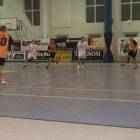 KC Chwaszczyno (białe stroje) – Gabi Niestępowo (pomarańczowo czarne) 8–3,...