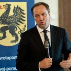 Mieczysław Struk, marszałek województwa pomorskiego, poczas konferencji w Kartuzach...