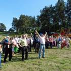 Mieszkańcy dziękują fotoreporterowi /fot. Longina Templin