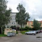 Swoistą strzelnicę urządzono sobie w okolicach tego parkingu na osiedlu Wybickiego w...