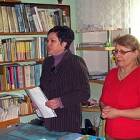  dyrektor MiP BP Kazimiera Nowicka i Elżbieta Gizela bibliotekarka z Biblioteki...