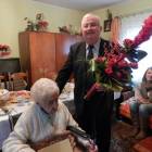 Barbara Kitowska w towarzystwie burmistrza Jerzego Żurawicza /fot. Longina Templin
