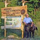Dobrym kompanem na scieżce może być kuc, ale idacy obok /fot. Stow.
