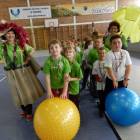 Miszewo przygotowuje się do konkurencji sportowej /fot. Longina Templin