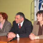 Janina Kwiecień - starosta kartuski, razem z zaproszonymi gośćmi odpowiadała na pytania...