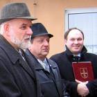 Pierwszy od prawej Tomasz Brzoskowski