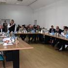 Ewa Bałon przedstawia tekst ugody mediacyjnej /fot. Longina Templin
