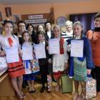 Laureatki konkursu z jury i organizatorkami /fot. Longina Templin