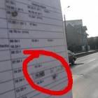 Informacja zapisana na doklejonej kartce - ul. Zamkowa w Kartuzach /fot. pio