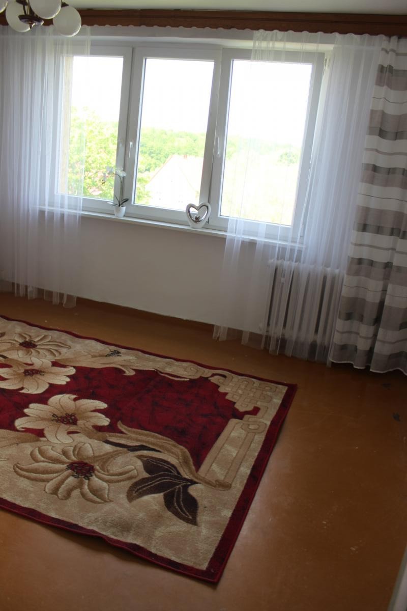Sprzedam trzypokojowe mieszkanie w Kartuzach na...