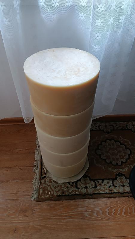 1 kg 40 zł , krążki po około 9 kg , całość...