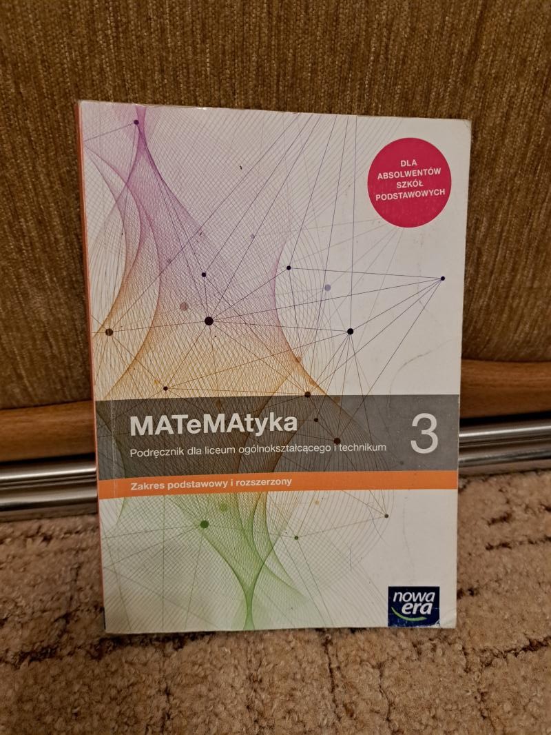 Sprzedam podręczniki do liceum technikum klasa...