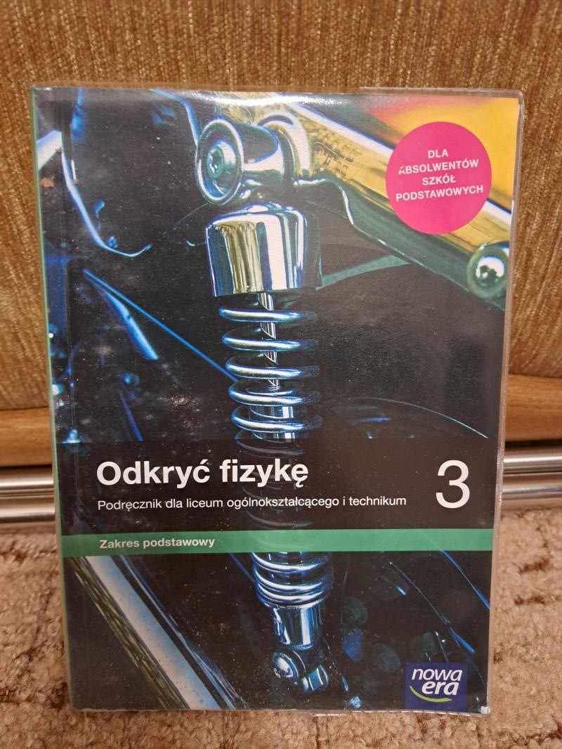 Sprzedam podręczniki do liceum technikum klasa...