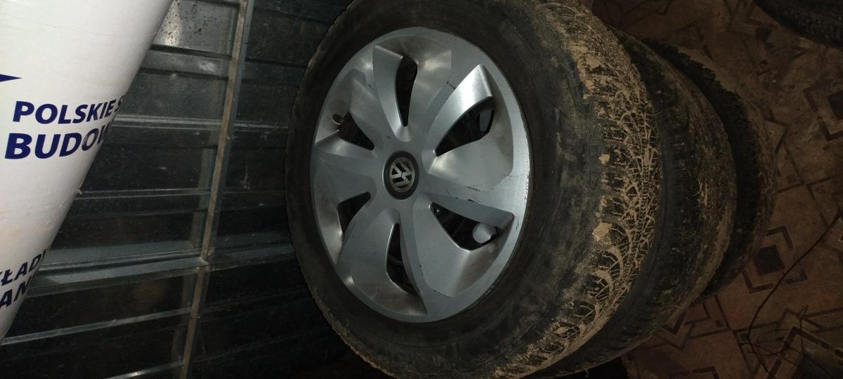 Sprzedam opony zimowe 185 65 r15 więcej...