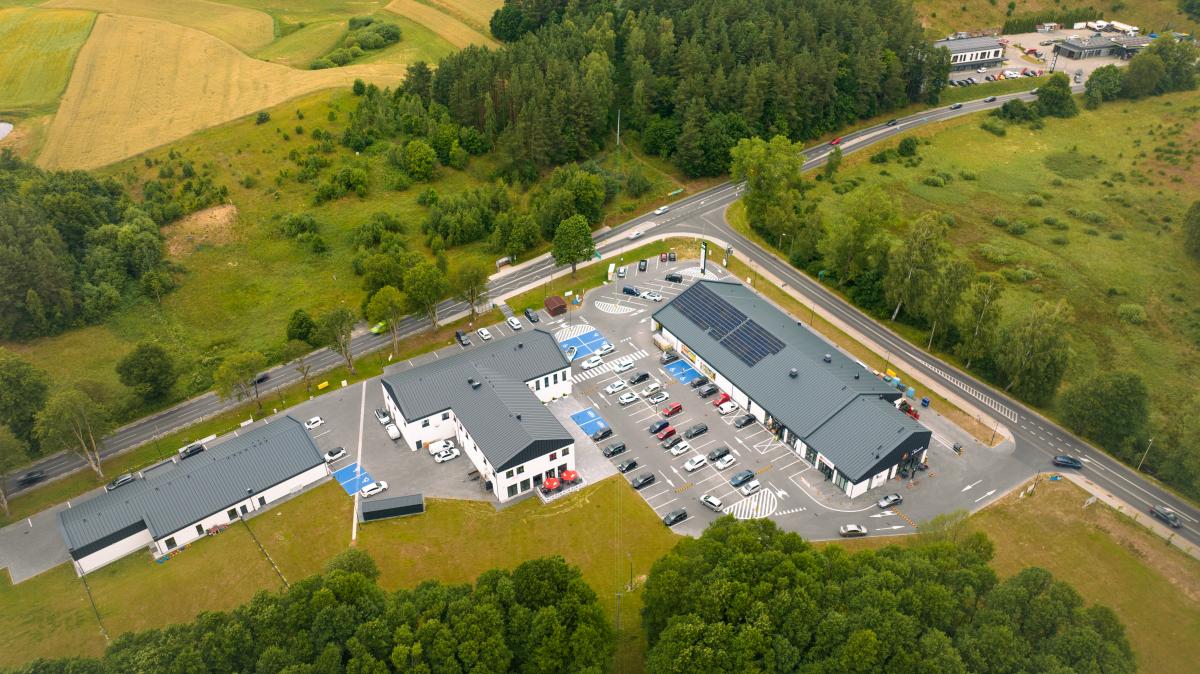 Kamex Park Kobysewo - lokal znajduje się w...