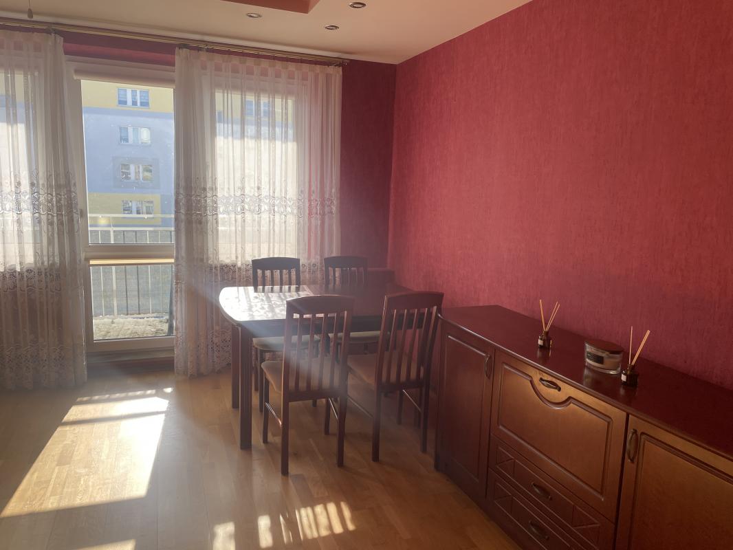 Oferuję do wynajęcia funkcjonalne mieszkanie o...