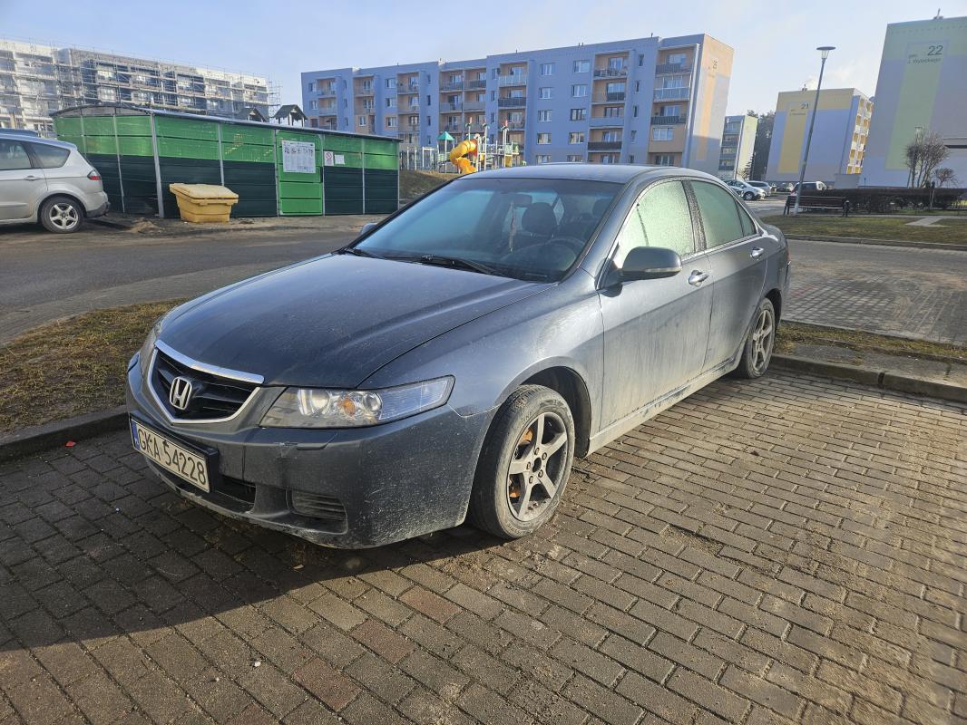 Sprzedam Hondę accord 2.0 
Oc I pt aktualne...