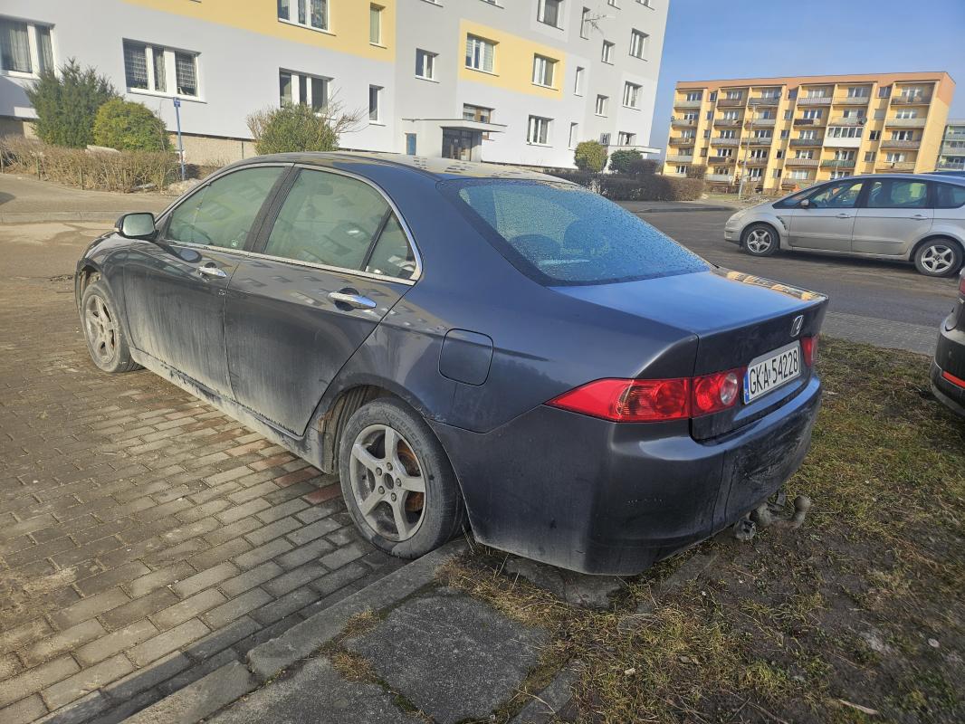 Sprzedam Hondę accord 2.0 
Oc I pt aktualne...
