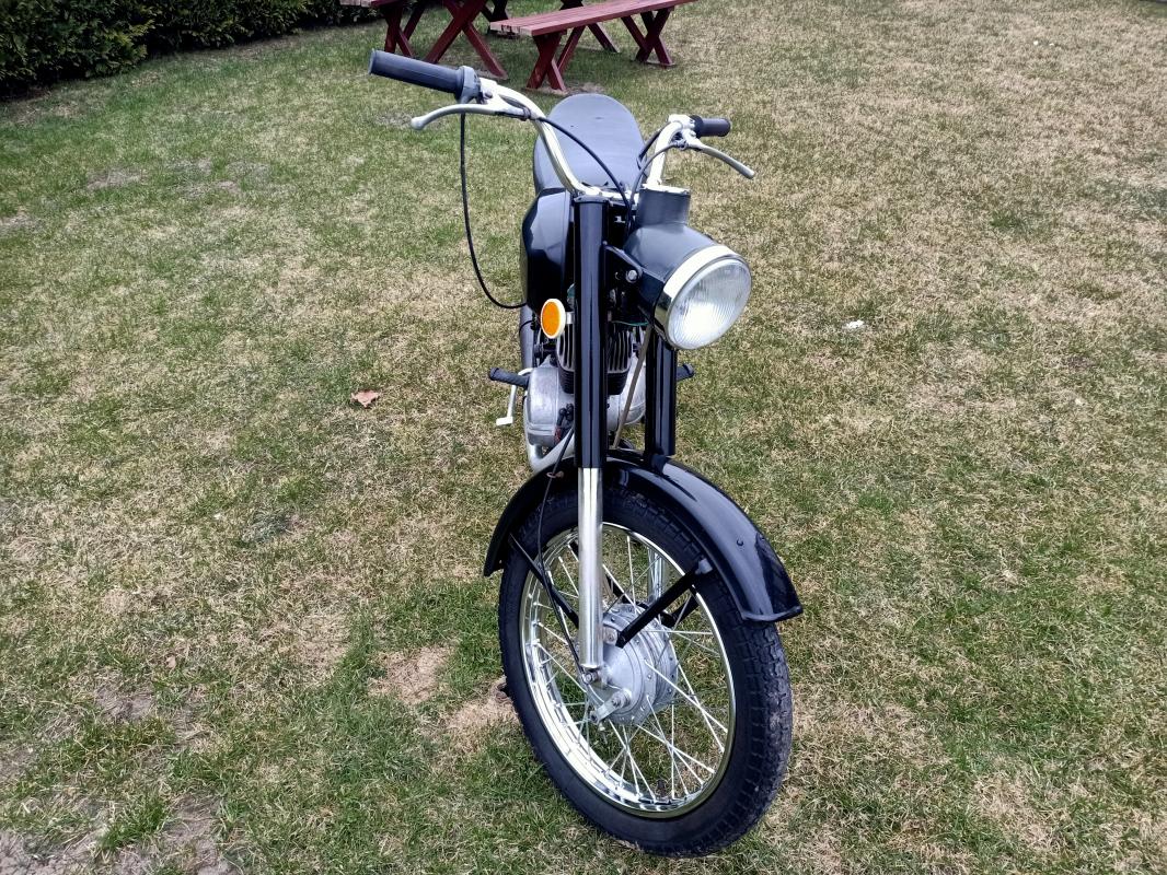 Witam sprzedam WSK 125 w bardzo dobrym stanie...