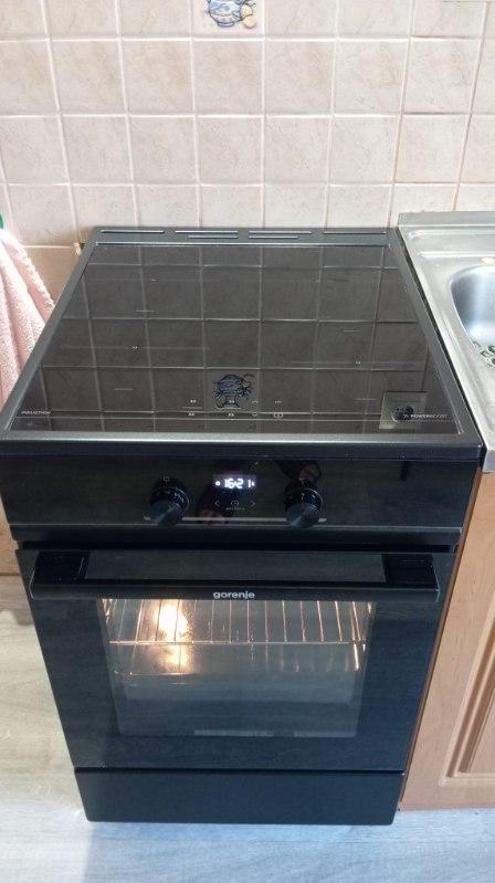Piekarnik z zplyta indukcyjna używany...