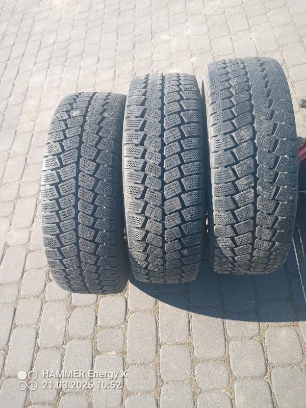 Sprzedam opony i felgi ww T5 R16C zima 3sztuki