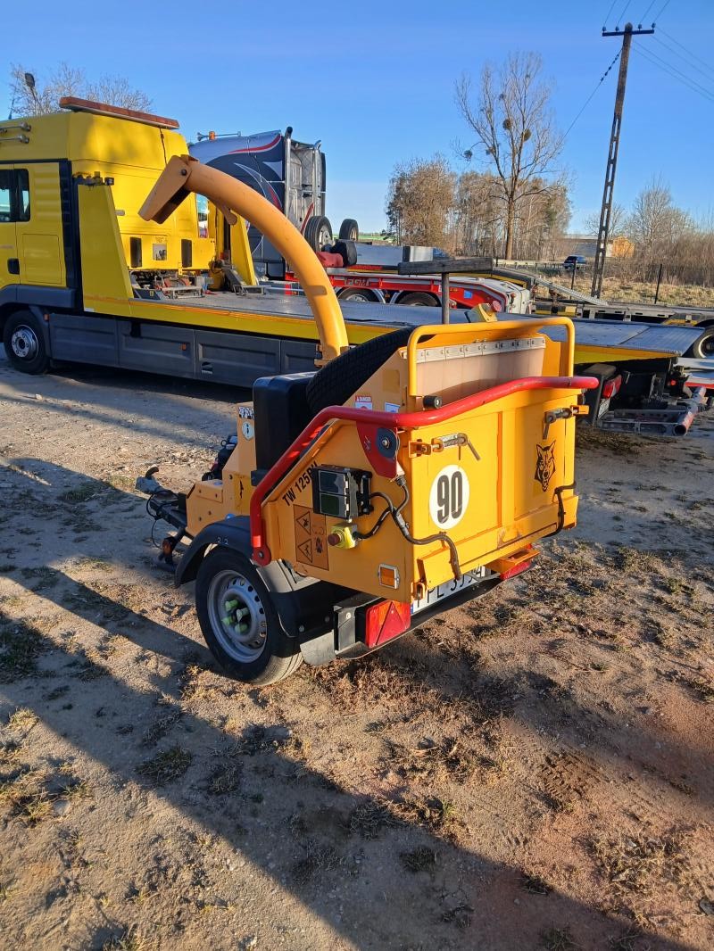 Timberwolf TW125PH to profesjonalny, kompaktowy...