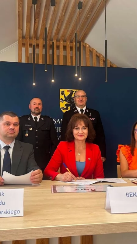 Silniejsze OSP w regionie. Podpisano kluczowe umowy