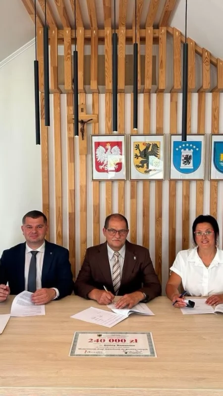240 tys. zł wsparcia dla inwestycji drogowej w Starkowej Hucie i Połęczynie