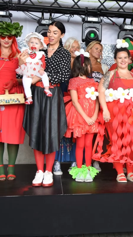Jubileuszowy festiwal Truskawki Kaszubskiej w Chmielnie. Rekordowa tarta i święto regionalnych smaków